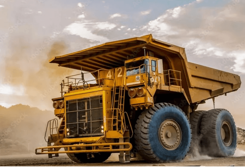 Dump truck for material transport